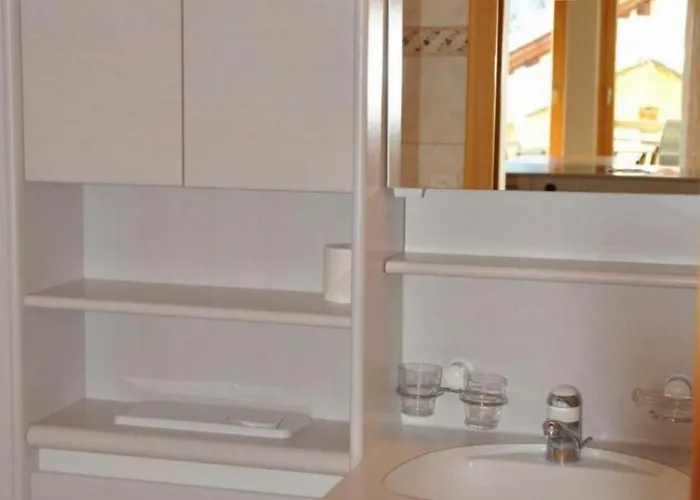 Chesa Sunasain V11 By Interhome Apartmán