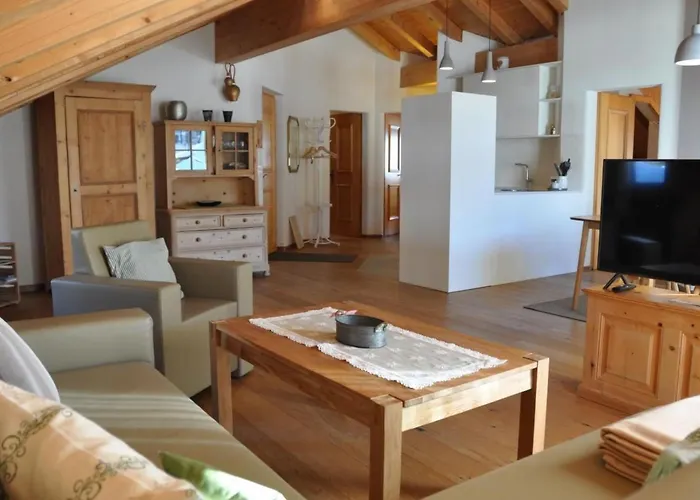 Chesa Sunasain V11 By Interhome